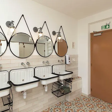 Hostel Corsica Porto-vecchio, Partie Dortoirs *