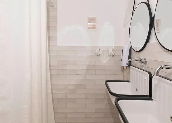 Corsica Porto-vecchio, Partie Dortoirs Порто-Веккьо